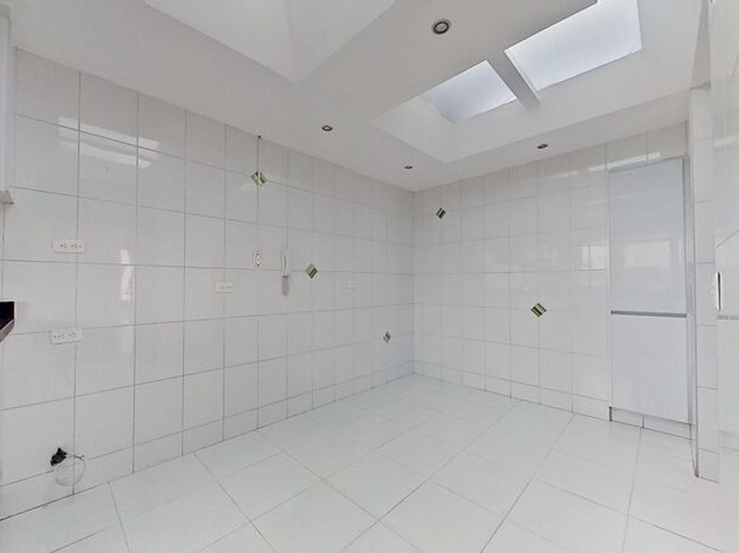 Apartamento de 3 alcobas en venta en Pelodo Del Contry, Bogotá, 273 m² · foto 12 de 20