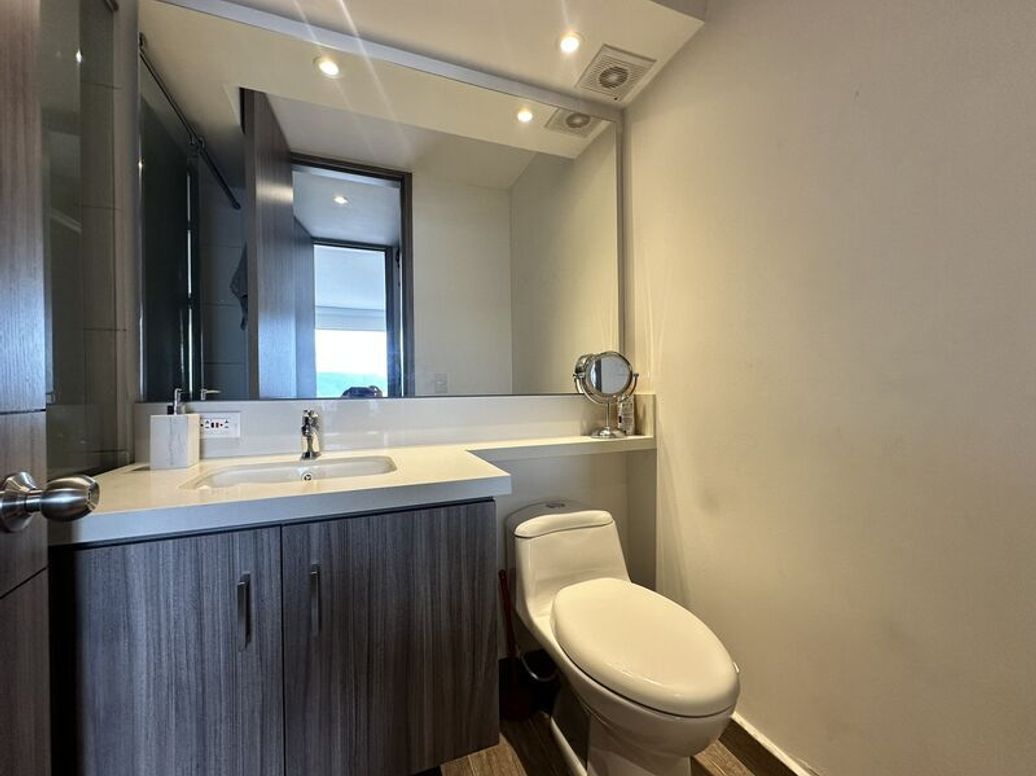 Apartamento de 1 alcoba en venta en El Plan, Bogotá, 57 m² · foto 15 de 20