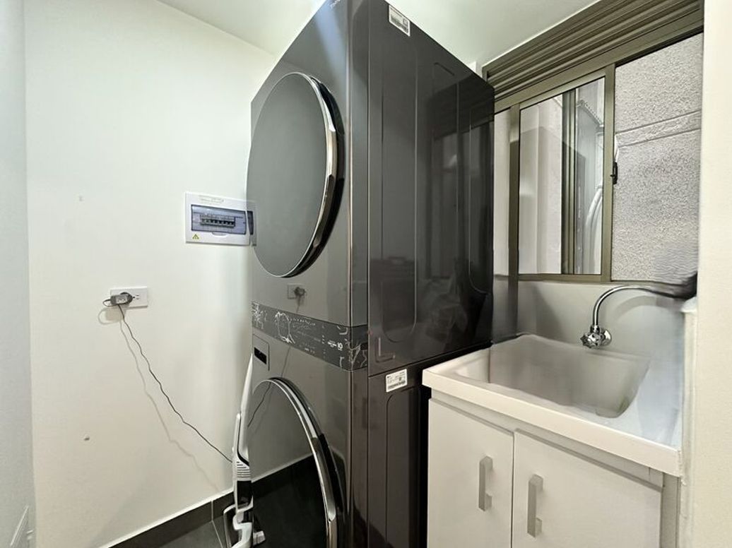 Apartamento de 1 alcoba en venta en El Plan, Bogotá, 57 m² · foto 16 de 20