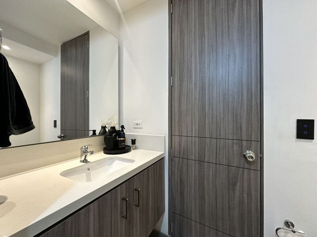 Apartamento de 1 alcoba en venta en El Plan, Bogotá, 57 m² · foto 8 de 20