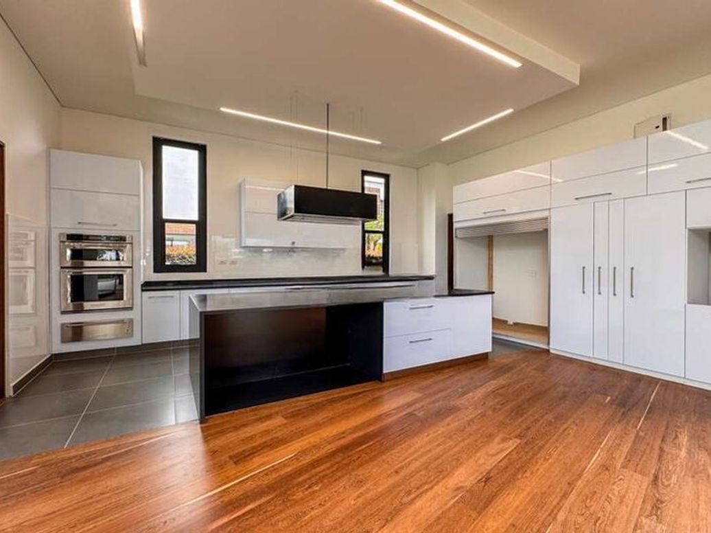 Casa de 5 alcobas en venta en Casa Blanca, Bogotá, 786 m² · foto 8 de 17