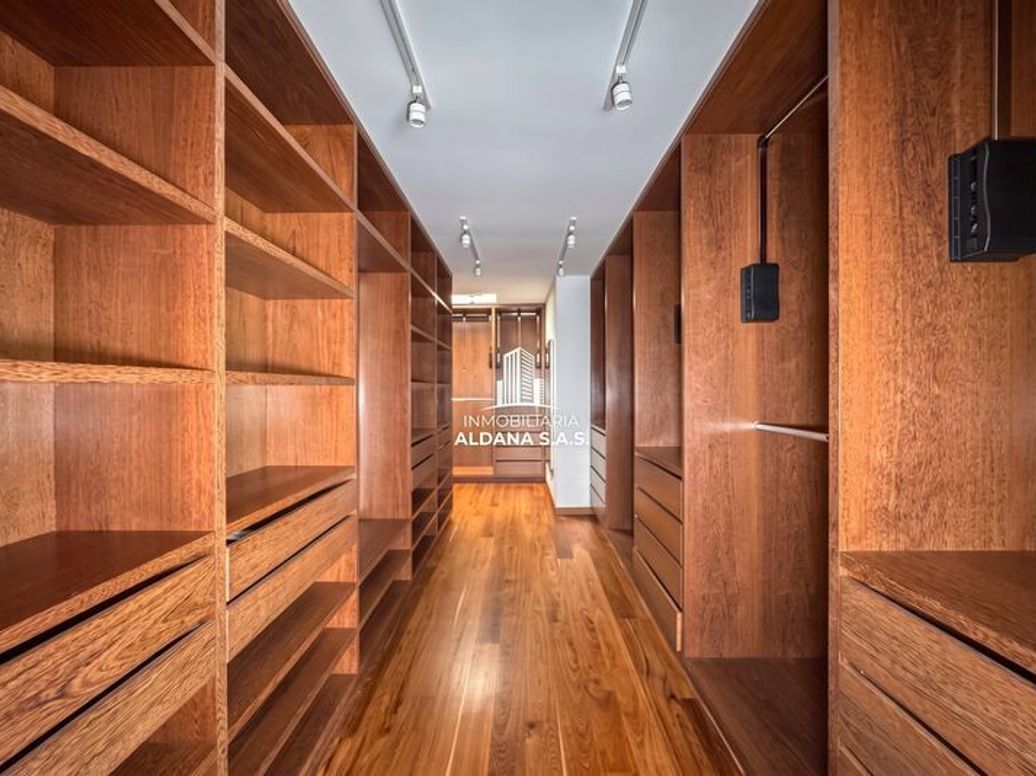 Casa de 5 alcobas en venta en Casa Blanca, Bogotá, 786 m² · foto 13 de 17