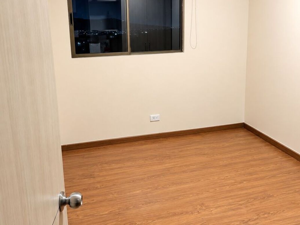 Apartamento de 2 alcobas en venta en El Redil, Bogotá, 59 m² · foto 4 de 14
