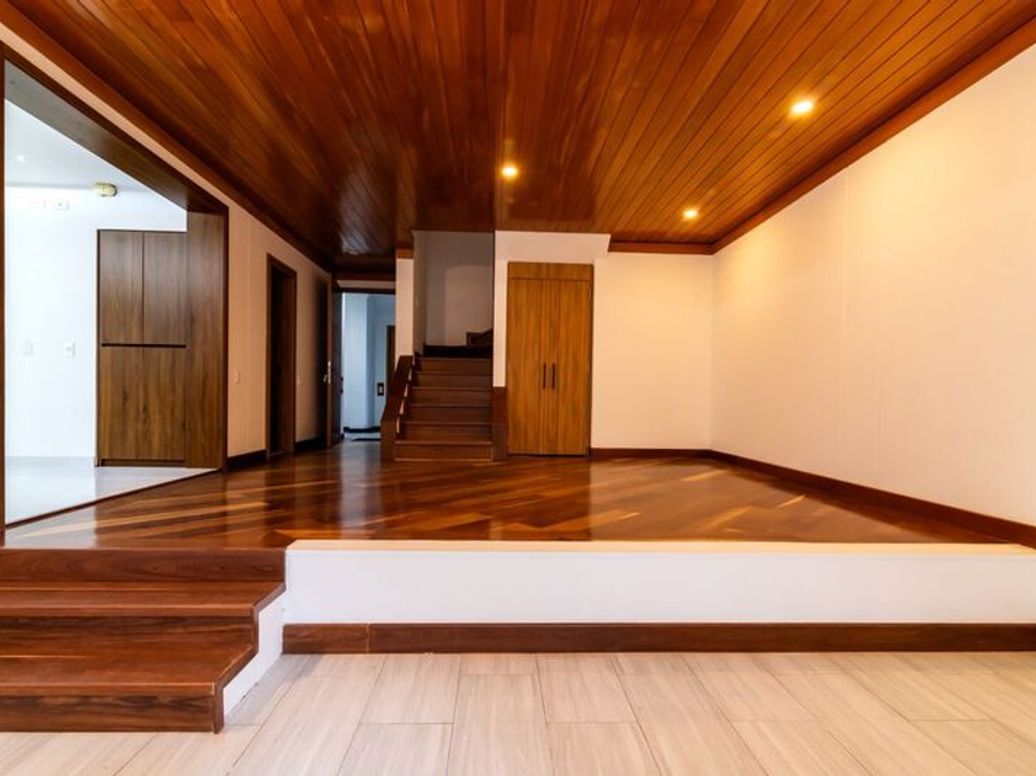 Apartamento de 3 alcobas en venta en Bosque De Pinos, Bogotá, 206 m² · foto 2 de 18