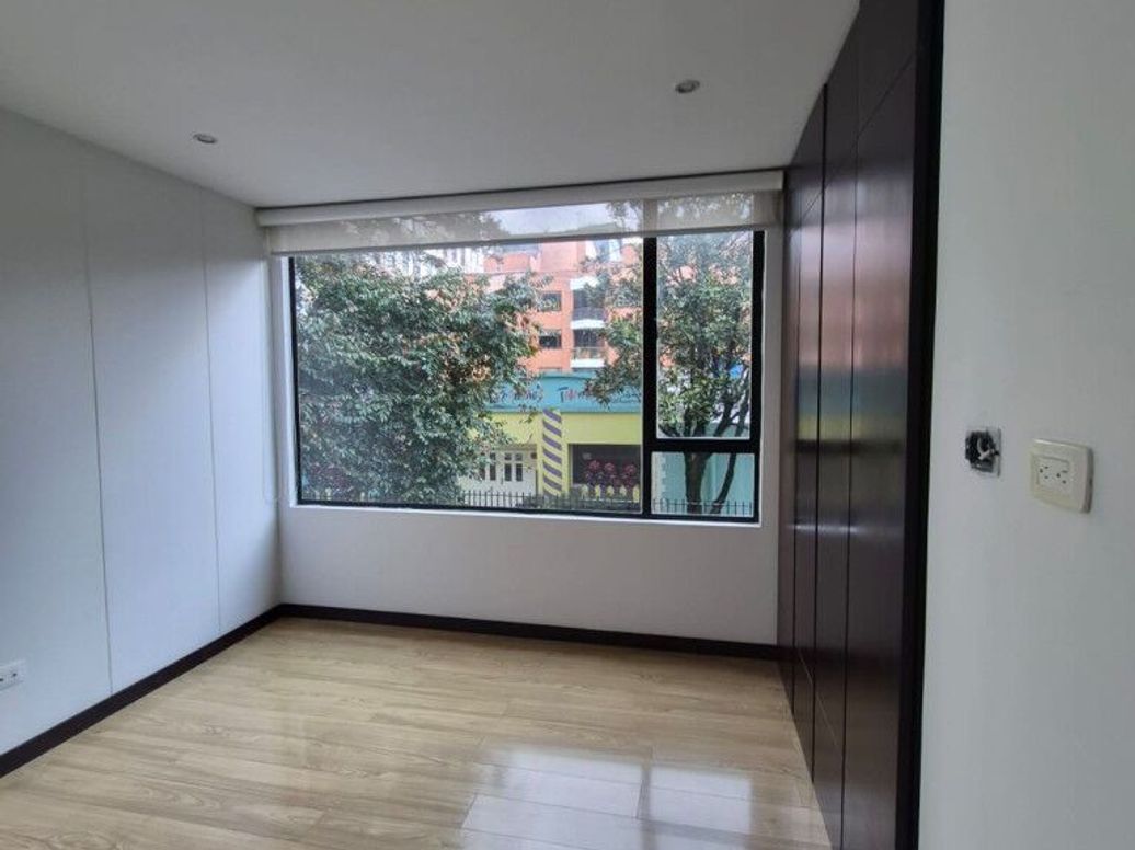 Apartamento de 3 alcobas en venta en Santa Barbara Occidental, Bogotá, 128 m² · foto 16 de 20