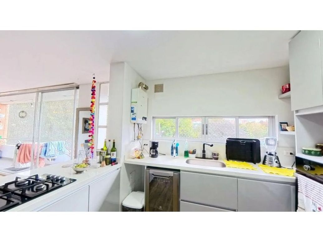 Apartamento de 2 alcobas en venta en Usaquén, Bogotá, 102 m² · foto 5 de 10
