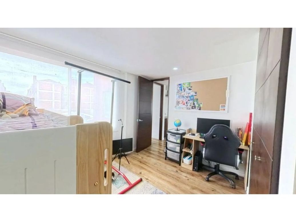 Apartamento de 2 alcobas en venta en Usaquén, Bogotá, 102 m² · foto 7 de 10