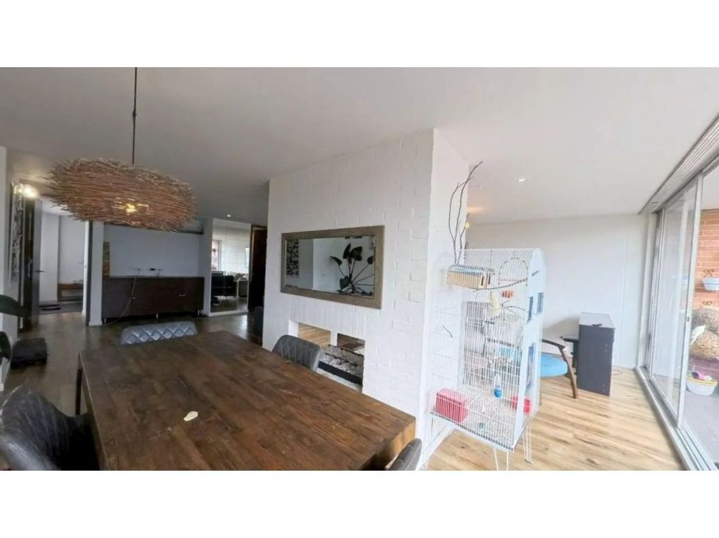 Apartamento de 2 alcobas en venta en Usaquén, Bogotá, 102 m² · foto 2 de 10