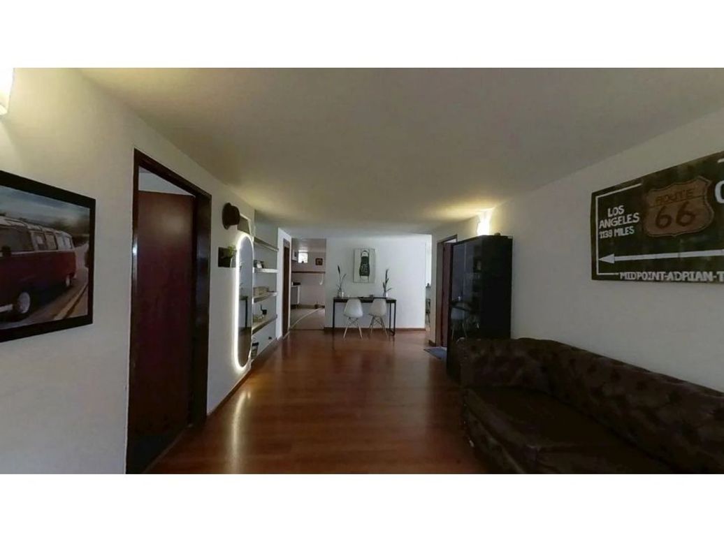 Casa de 8 alcobas en venta en Suba, Bogotá, 285 m² · foto 3 de 10