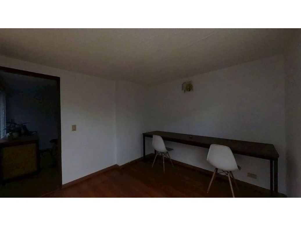 Casa de 8 alcobas en venta en Suba, Bogotá, 285 m² · foto 9 de 10