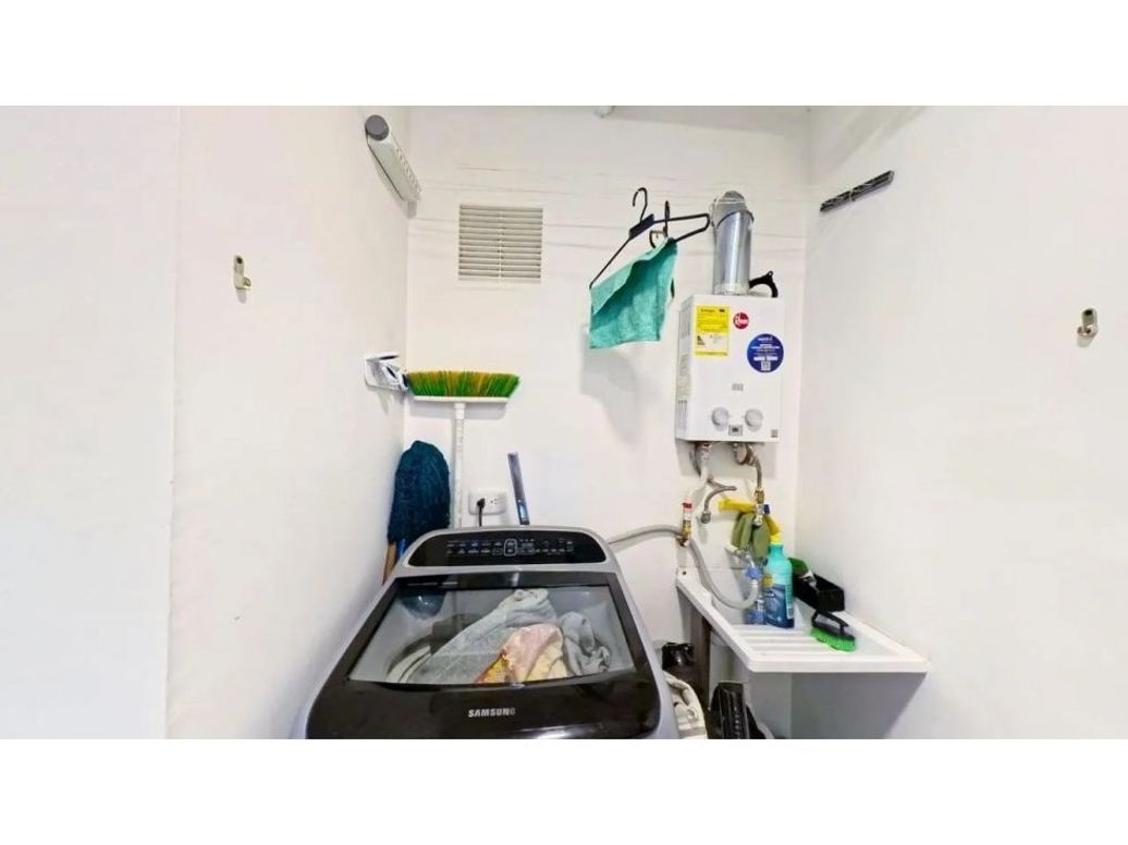 Apartamento de 1 alcoba en venta en Los Alcázares, Bogotá, 31 m² · foto 6 de 10