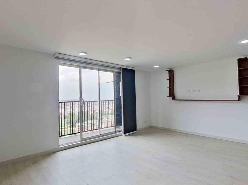 Apartaestudio en venta en Santa Teresa, Bogotá, 38 m² · foto 2 de 11