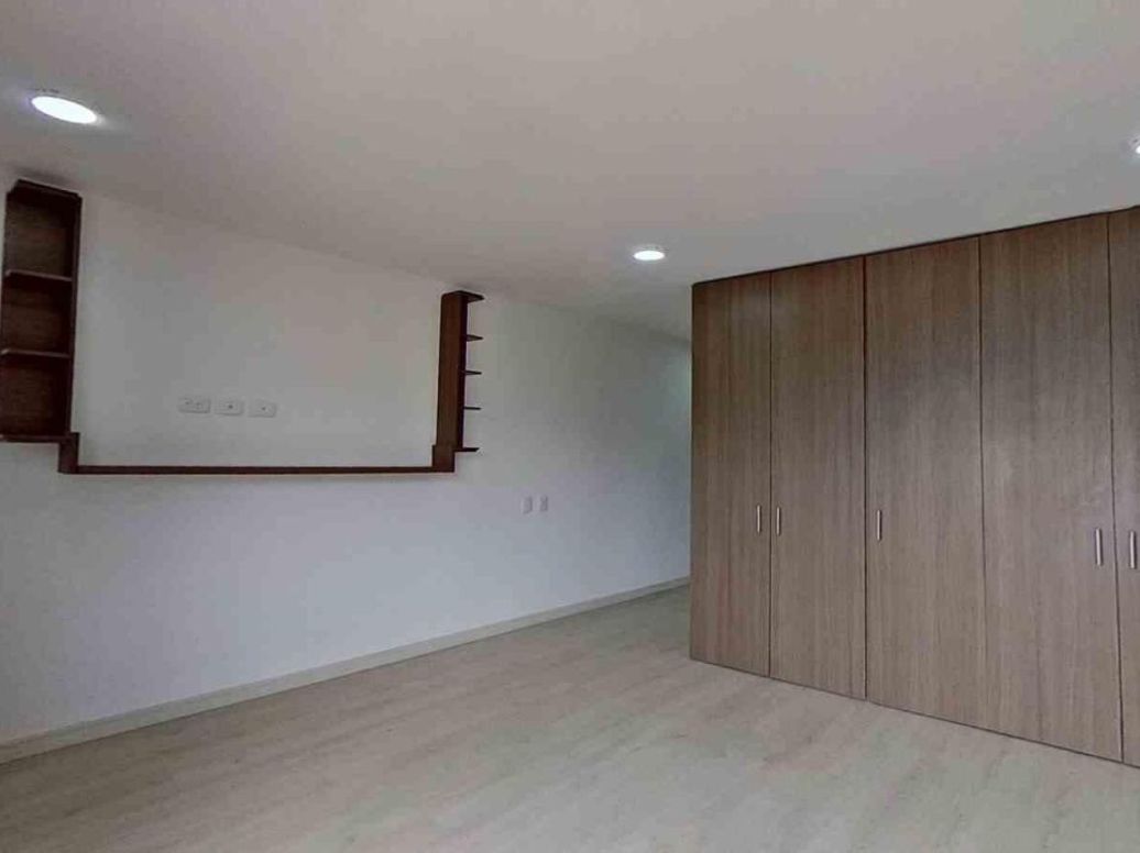 Apartaestudio en venta en Santa Teresa, Bogotá, 38 m² · foto 4 de 11