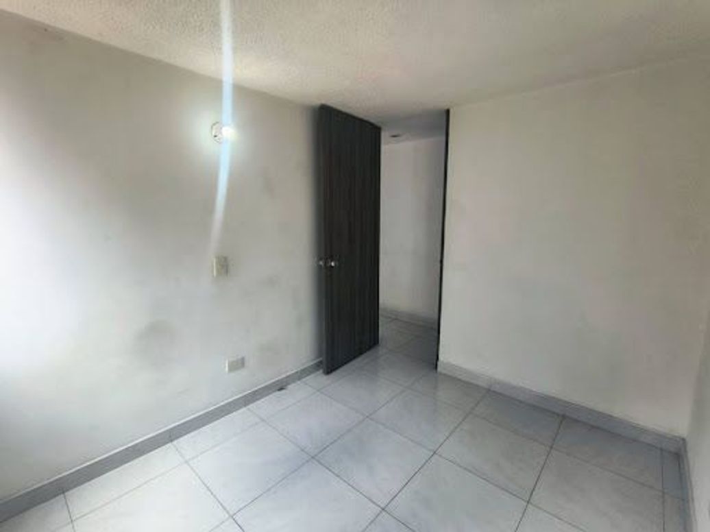 Apartamento de 3 alcobas en arriendo en Fontibón, Bogotá, 50 m² · foto 9 de 17