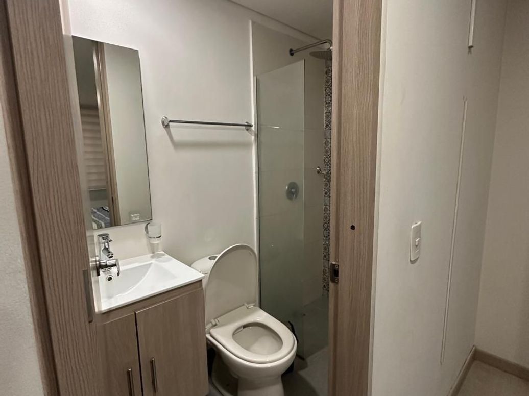 Apartamento de 3 alcobas en arriendo en El Rosario, Bogotá, 57 m² · foto 11 de 11