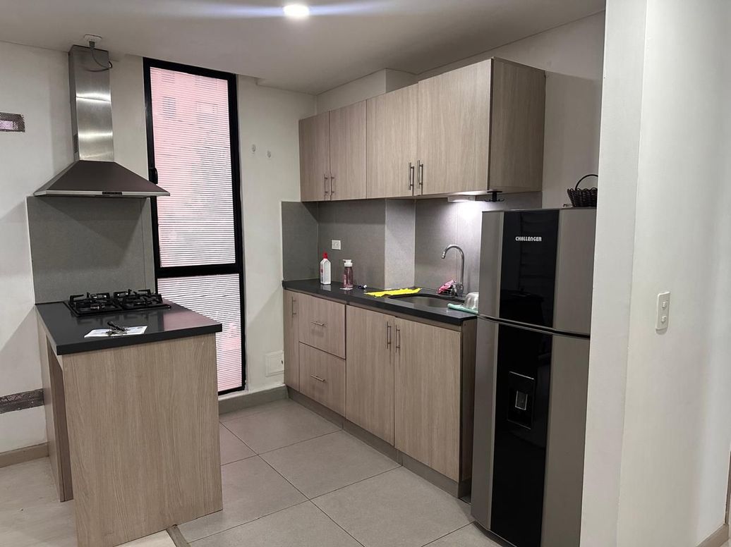 Apartamento de 3 alcobas en arriendo en El Rosario, Bogotá, 57 m² · foto 3 de 11