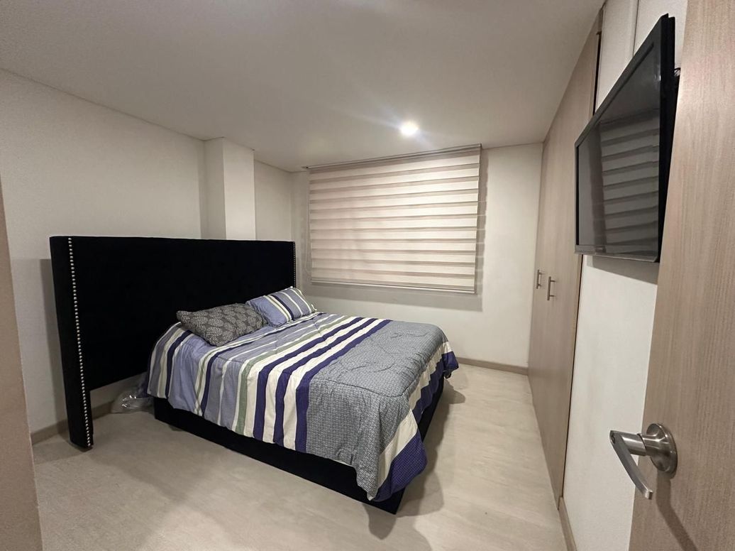 Apartamento de 3 alcobas en arriendo en El Rosario, Bogotá, 57 m² · foto 10 de 11