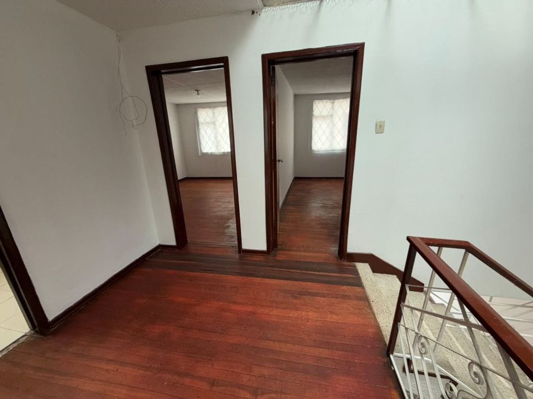 Casa de 5 alcobas en venta en Ciudad Jardín Sur, Bogotá, 18 m² · foto 19 de 19