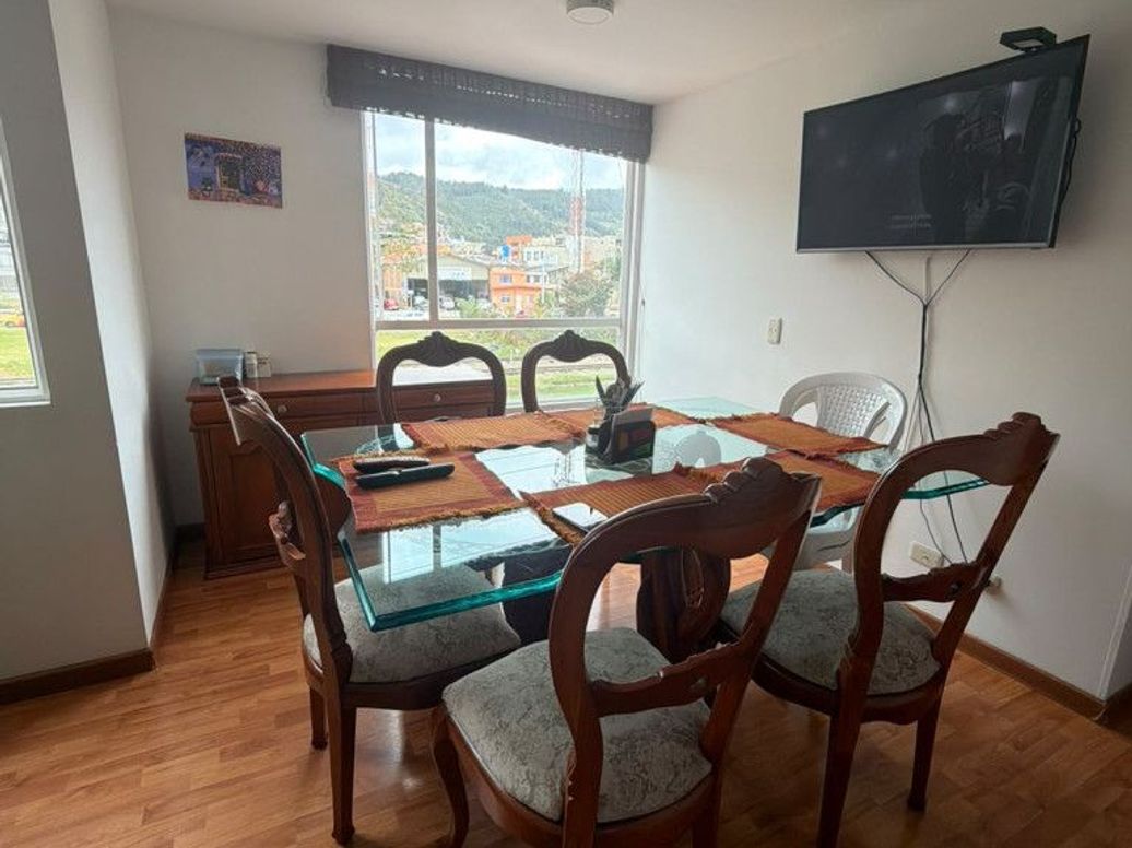 Apartamento de 3 alcobas en venta en San Jose De Usaquen, Bogotá, 45 m² · foto 2 de 6