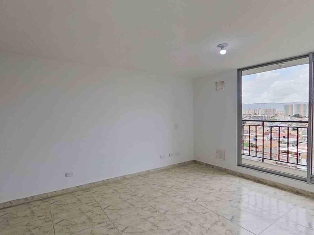 Apartamento de 2 alcobas en venta en Fontibón Centro, Bogotá, 39 m² · foto 3 de 17