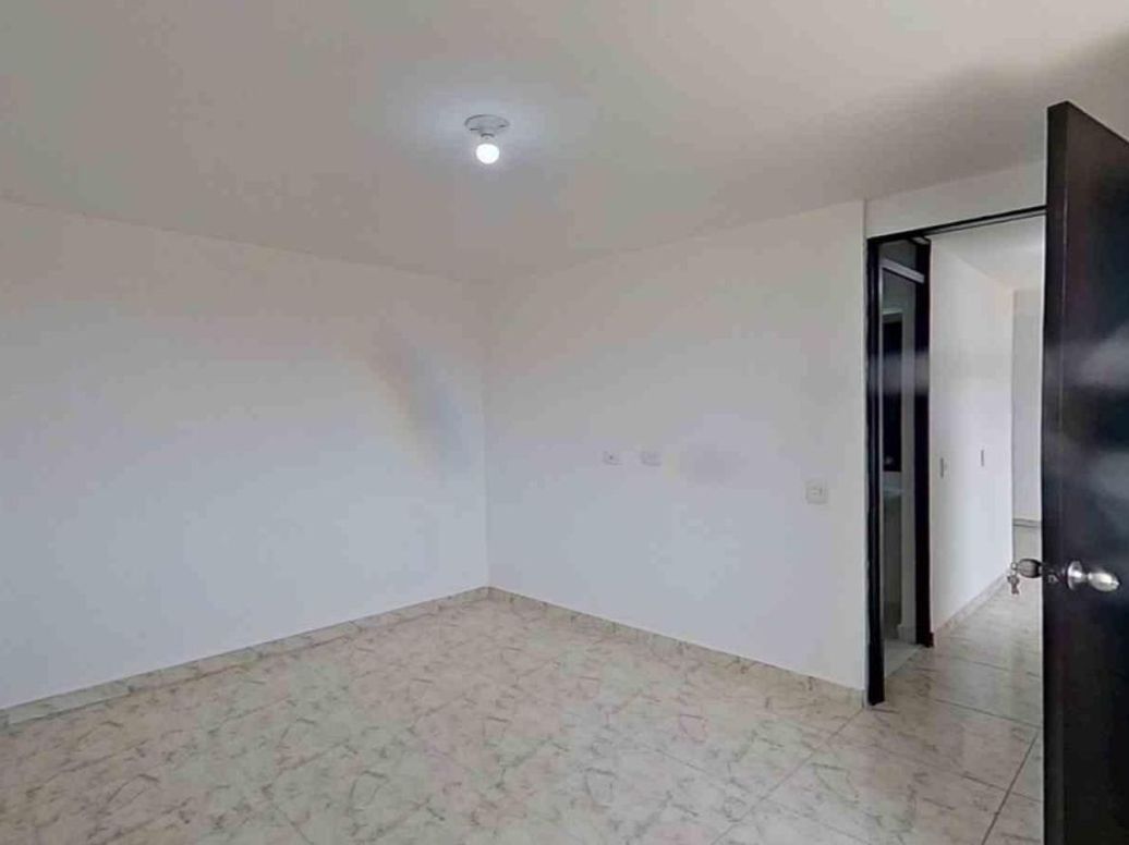 Apartamento de 2 alcobas en venta en Fontibón Centro, Bogotá, 39 m² · foto 8 de 17