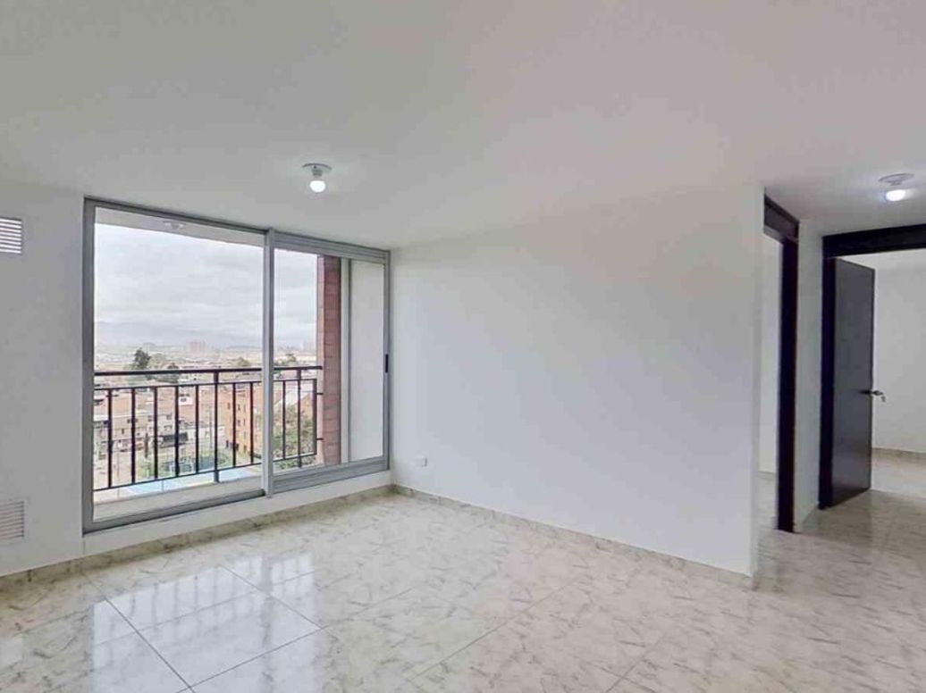 Apartamento de 2 alcobas en venta en Fontibón Centro, Bogotá, 39 m² · foto 2 de 17