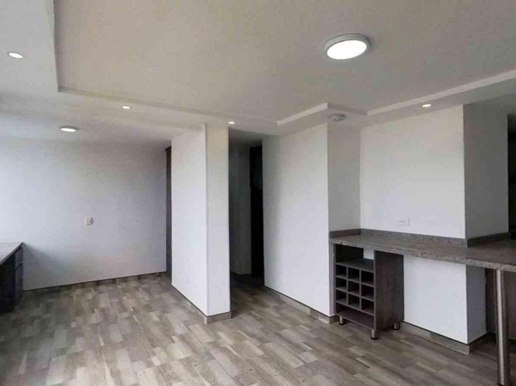 Apartamento de 3 alcobas en venta en Bohios, Bogotá, 46 m² · foto 2 de 20