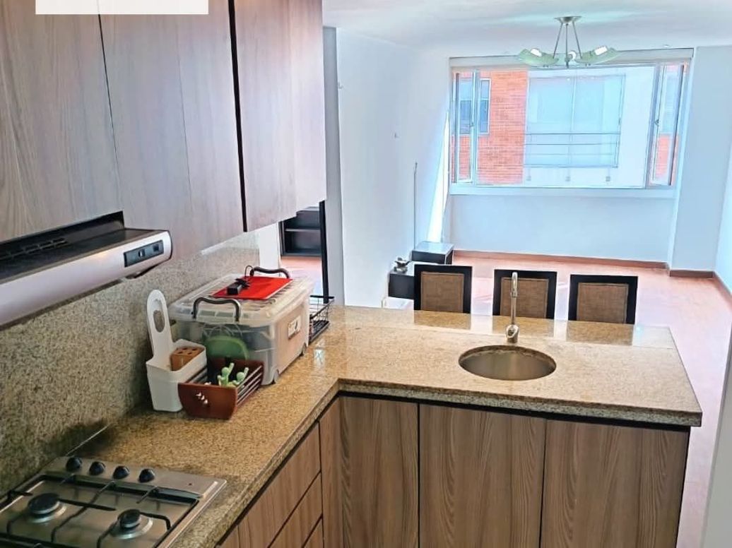 Apartamento de 2 alcobas en arriendo en Cedritos - Edif Cedritos 2, Bogotá, 65 m² · foto 3 de 11