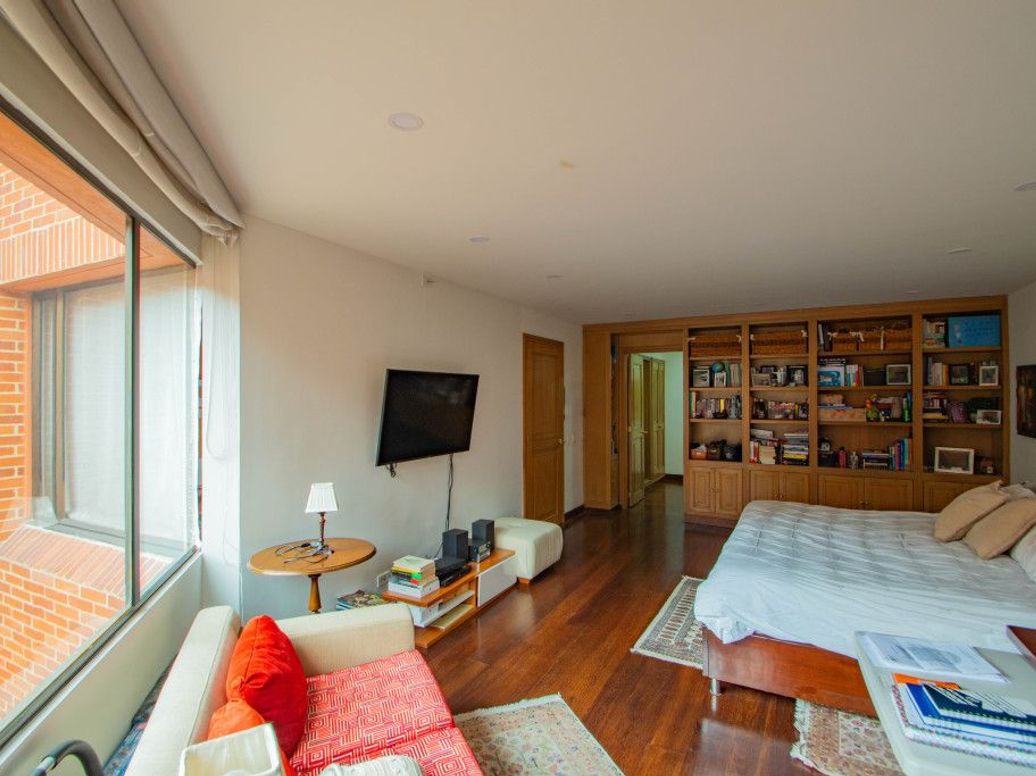Apartamento de 2 alcobas en arriendo en La Cabrera, Bogotá, 340 m² · foto 15 de 20