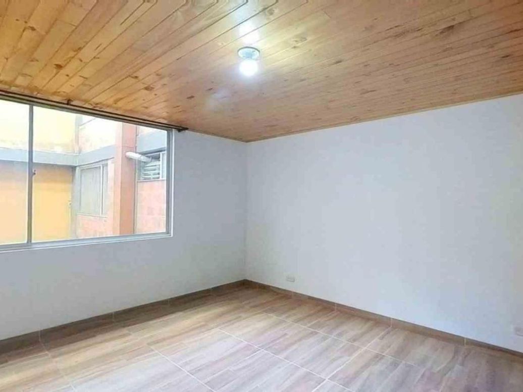 Apartamento de 1 alcoba en venta en San Antonio Norte, Bogotá, 35 m² · foto 6 de 11