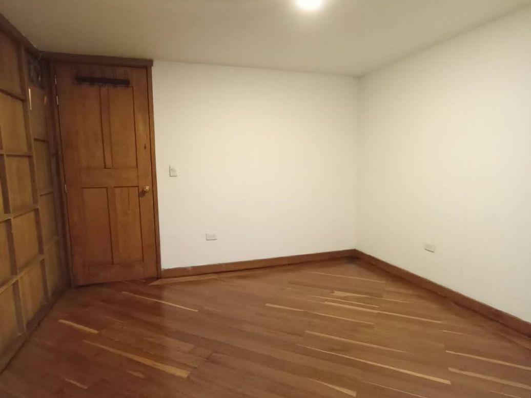 Casa de 1 alcoba en arriendo en Samper, Bogotá, 104 m² · foto 3 de 17