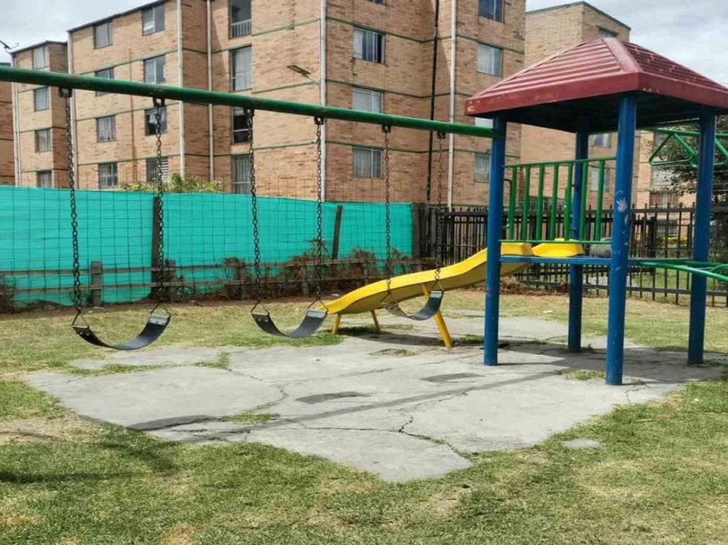 Apartamento de 2 alcobas en venta en El Tintal, Bogotá, 39 m² · foto 17 de 20