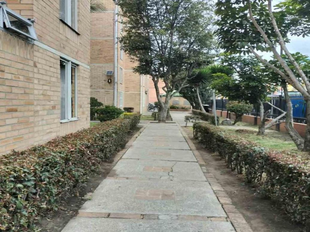 Apartamento de 2 alcobas en venta en El Tintal, Bogotá, 39 m² · foto 20 de 20