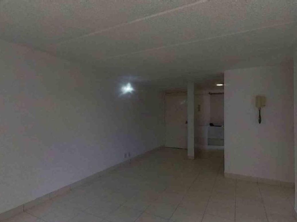 Apartamento de 2 alcobas en venta en El Tintal, Bogotá, 39 m² · foto 3 de 20