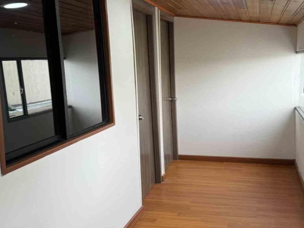 Apartamento de 4 alcobas en venta en Toberin, Bogotá, 135 m² · foto 5 de 10