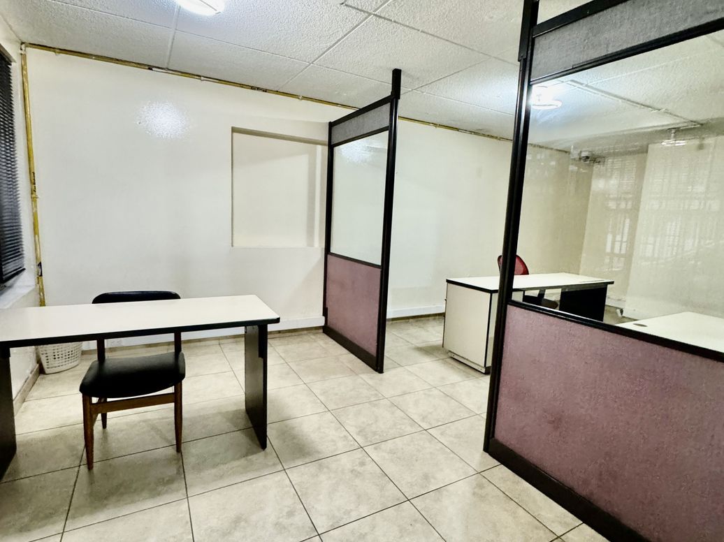 Casa de 6 alcobas en arriendo en El Vergel, Bogotá, 540 m² · foto 19 de 20