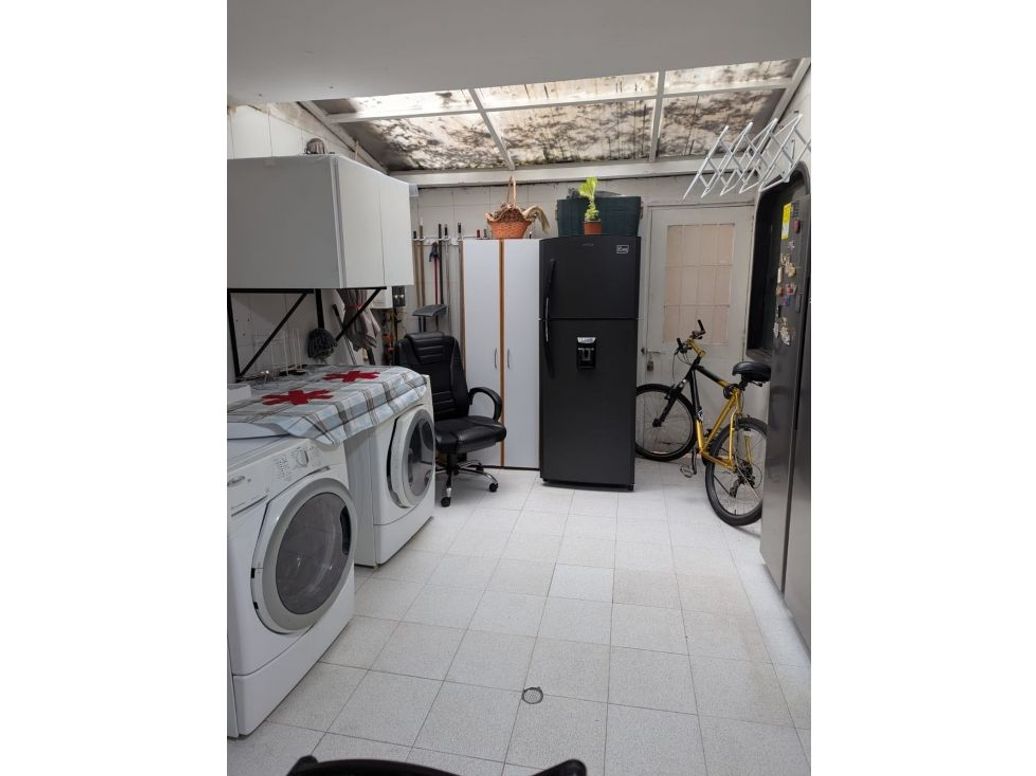 Casa de 4 alcobas en venta en Cedritos, Bogotá, 180 m² · foto 5 de 11