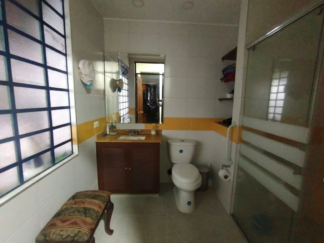 Casa de 9 alcobas en venta en Sagrado Corazon, Bogotá, 472 m² · foto 19 de 20