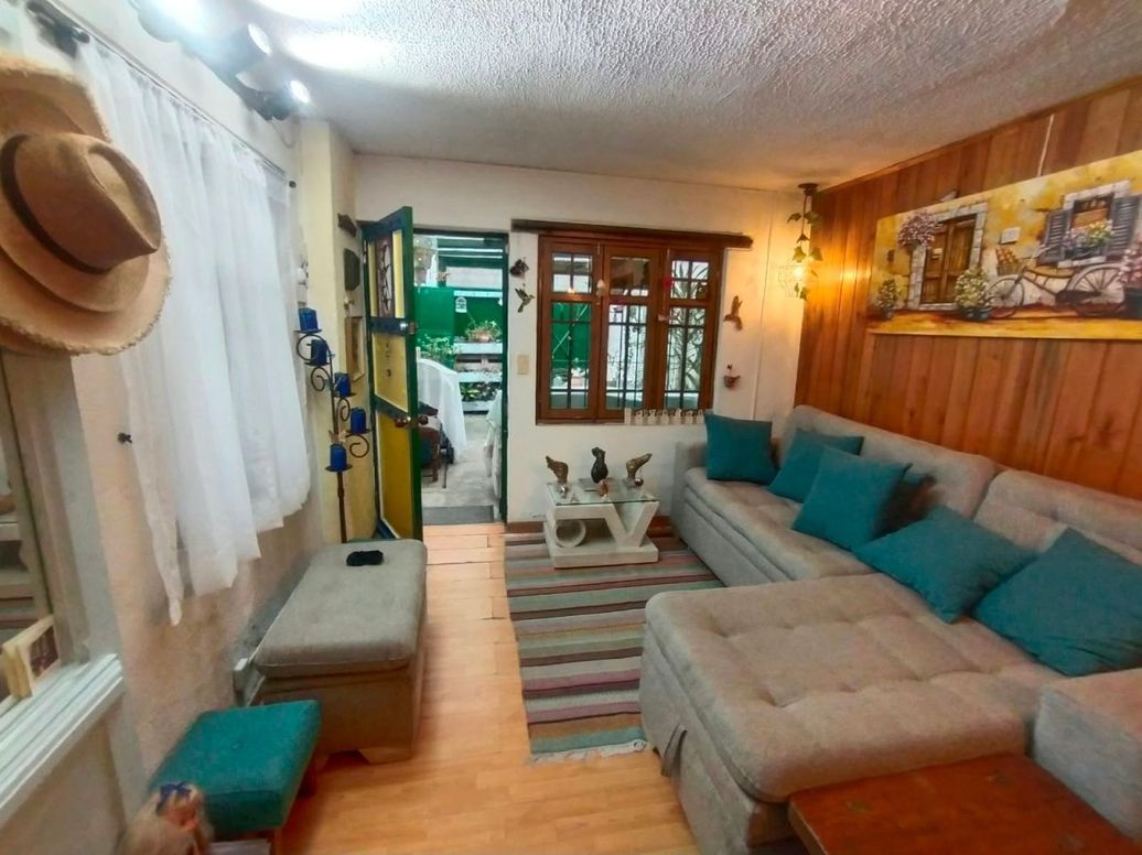 Casa de 9 alcobas en venta en Sagrado Corazon, Bogotá, 472 m² · foto 3 de 20