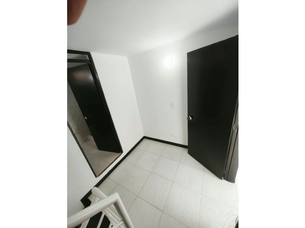 Casa de 2 alcobas en venta en Nueva Castilla, Bogotá, 54 m² · foto 13 de 20