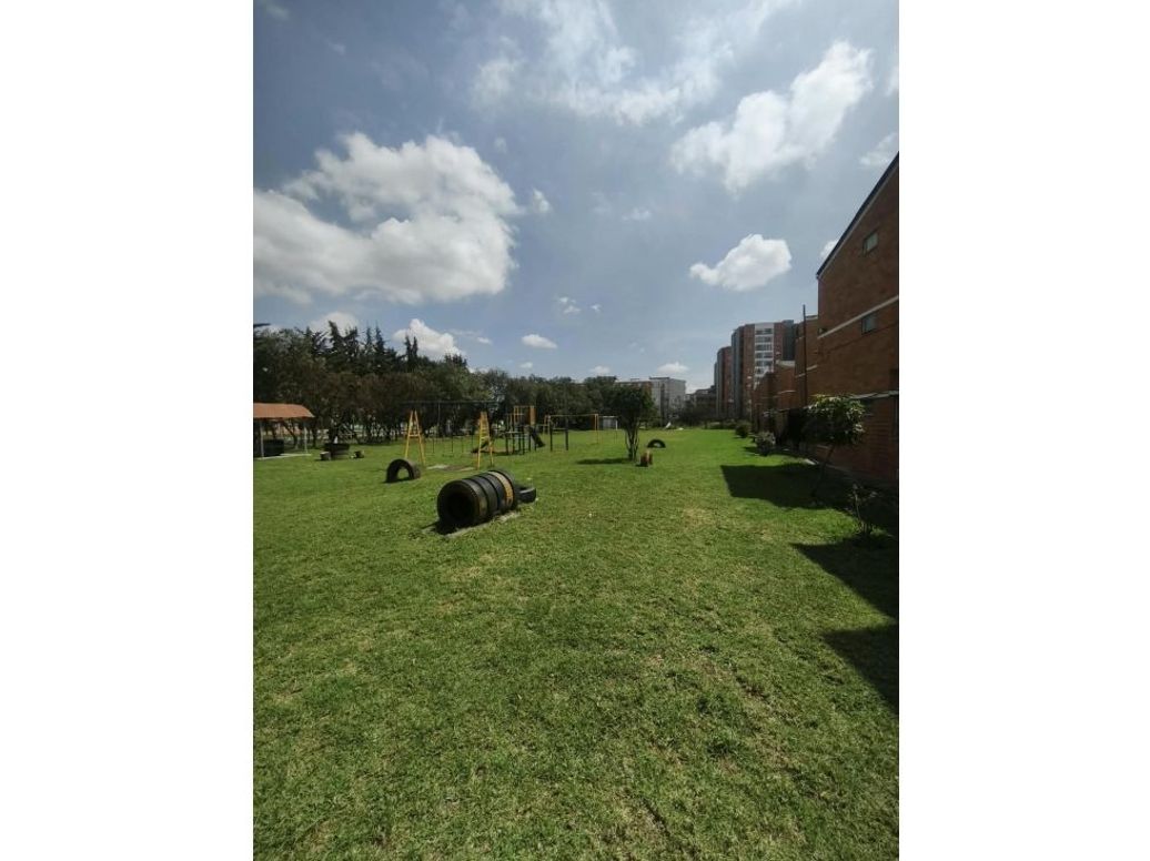 Casa de 2 alcobas en venta en Nueva Castilla, Bogotá, 54 m² · foto 2 de 20