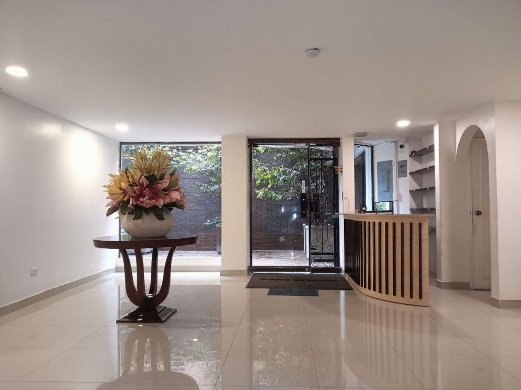 Apartamento de 3 alcobas en arriendo en Chico Norte Et. Iii, Bogotá, 123 m² · foto 3 de 20