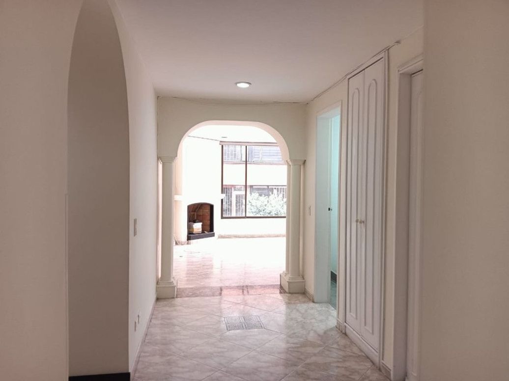 Apartamento de 3 alcobas en arriendo en Chico Norte Et. Iii, Bogotá, 123 m² · foto 13 de 20