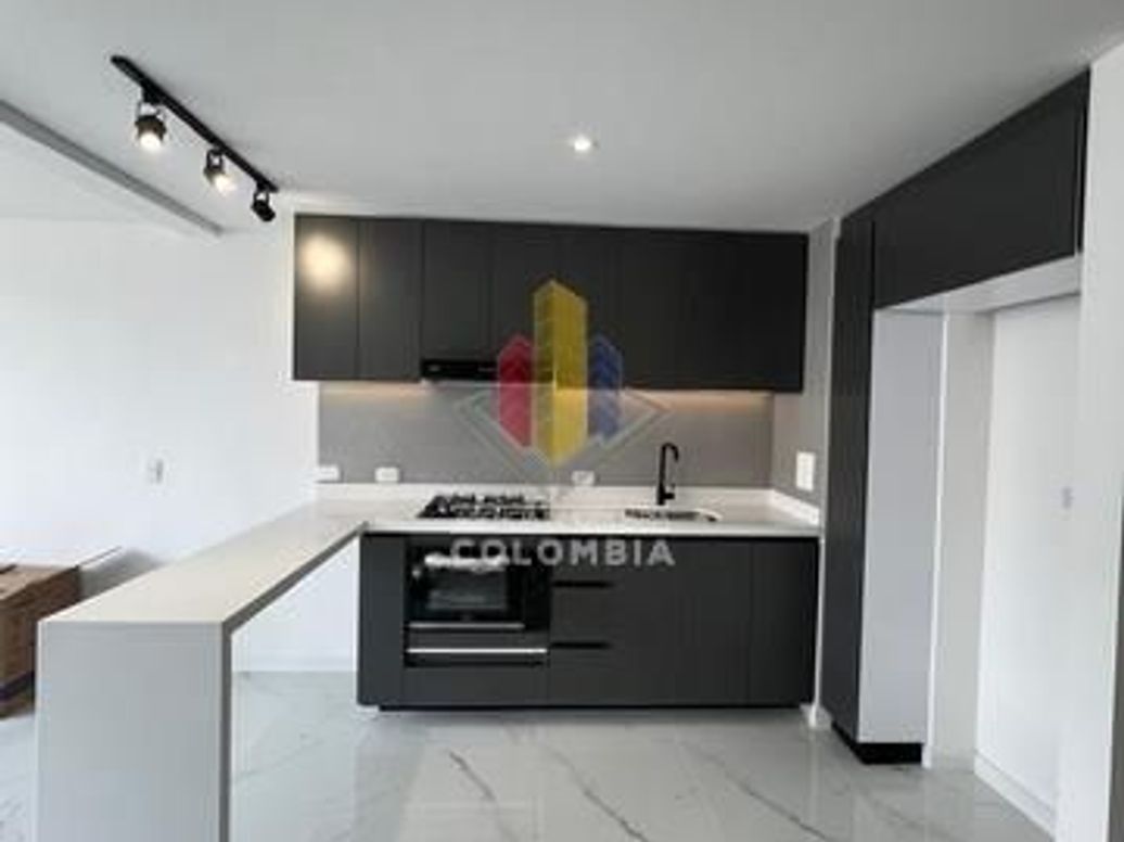 Apartamento de 2 alcobas en arriendo en Cjr Zentralzajari, Bogotá, 45 m² · foto 9 de 18