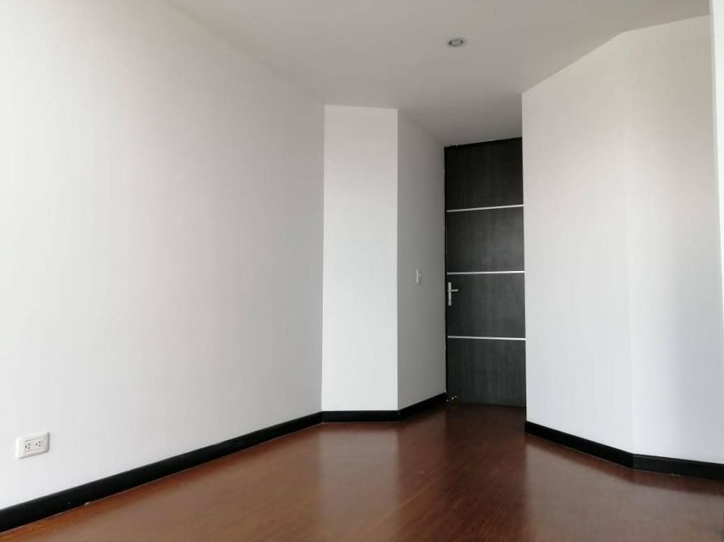 Apartamento de 1 alcoba en arriendo en Normandia Occidental, Bogotá, 32 m² · foto 4 de 11
