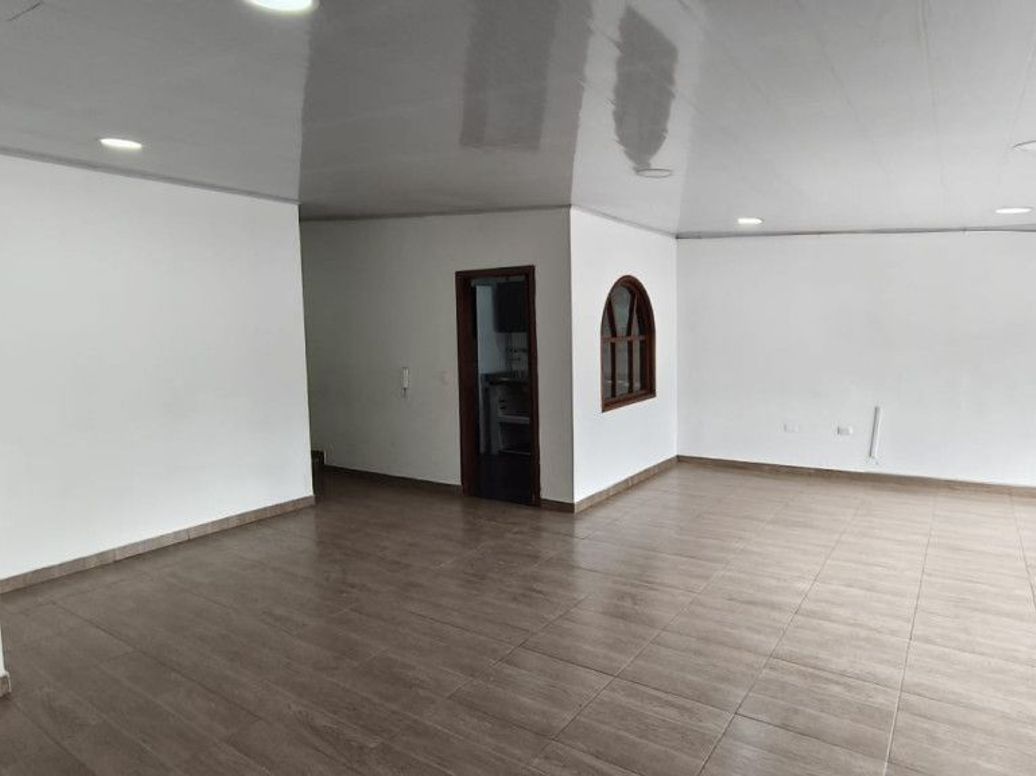 Apartamento de 3 alcobas en arriendo en Ricaurte, Bogotá, 130 m² · foto 7 de 20
