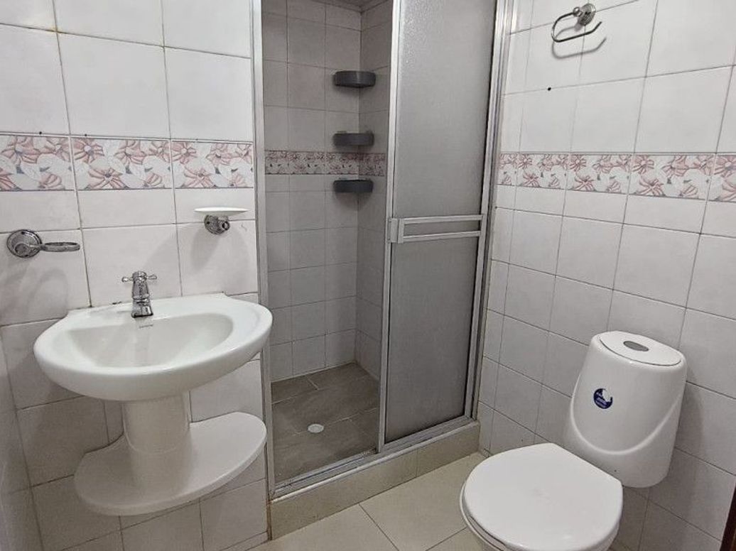 Apartamento de 3 alcobas en arriendo en Ricaurte, Bogotá, 130 m² · foto 14 de 20