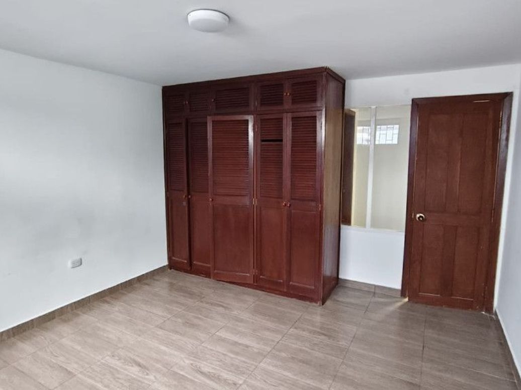 Apartamento de 3 alcobas en arriendo en Ricaurte, Bogotá, 130 m² · foto 20 de 20