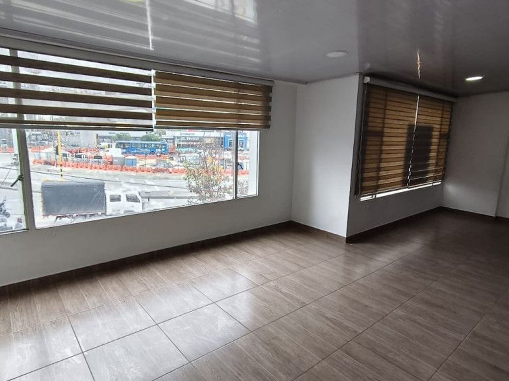 Apartamento de 3 alcobas en arriendo en Ricaurte, Bogotá, 130 m² · foto 13 de 20
