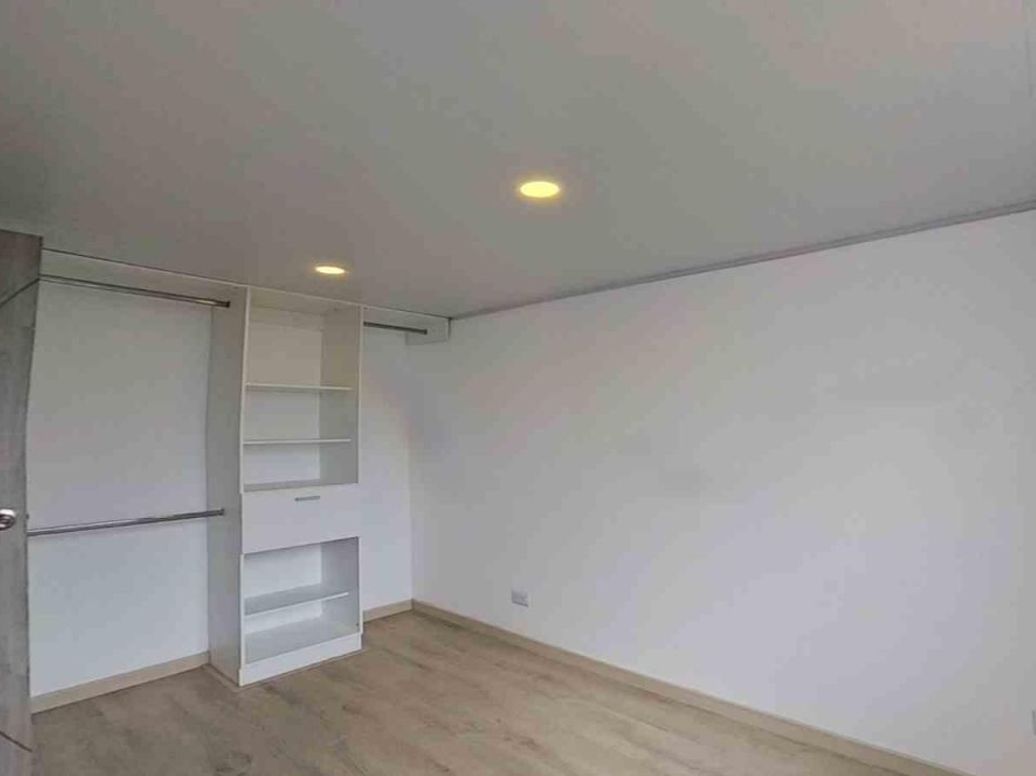 Apartamento de 2 alcobas en venta en Almagrario, Bogotá, 38 m² · foto 7 de 17
